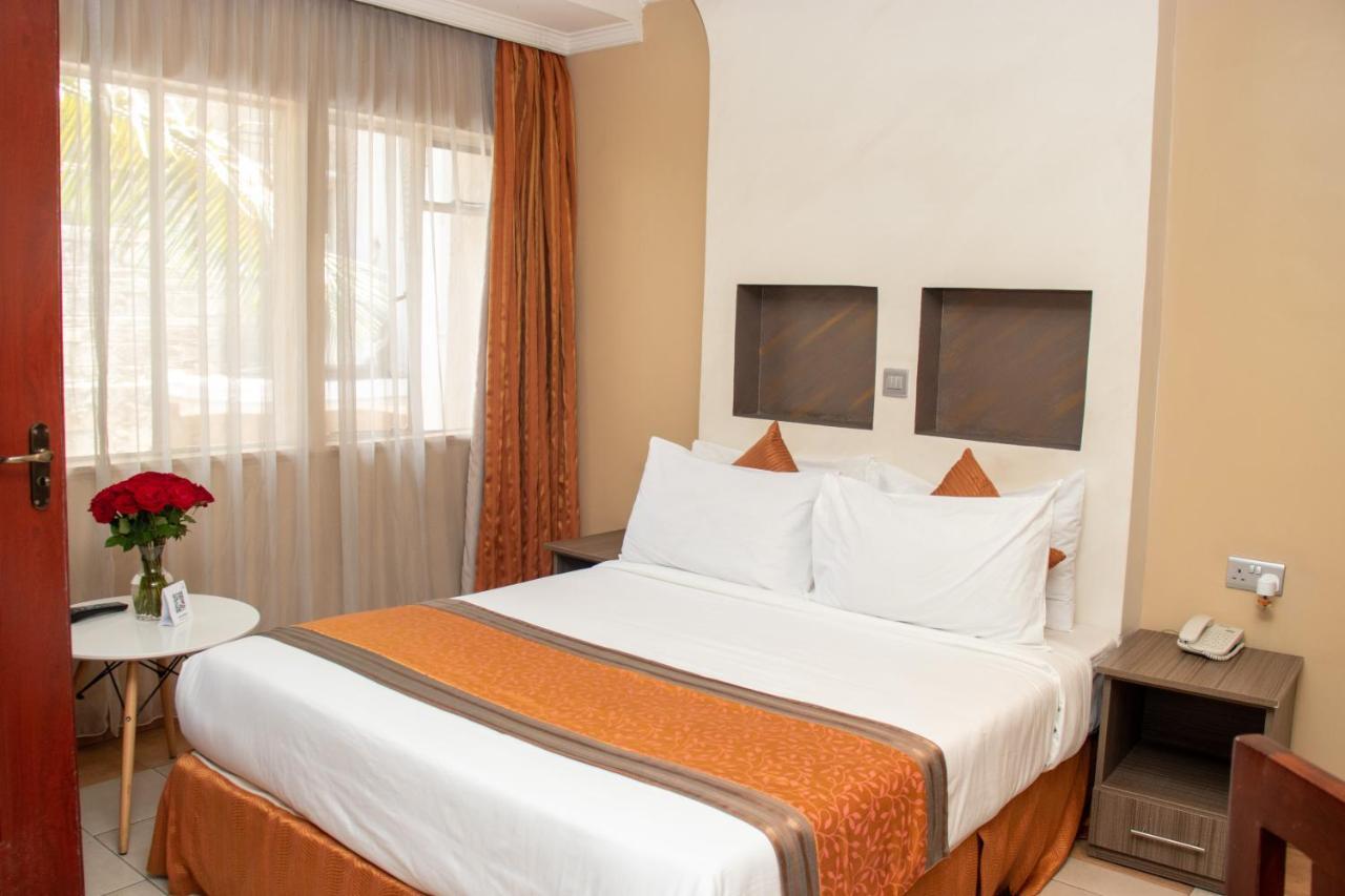 Hotel Waterbuck Nakuru Buitenkant foto